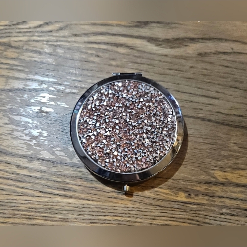 Light Pink & Silver Rhinestone Compact Mirror- New - Picture 9 of 10